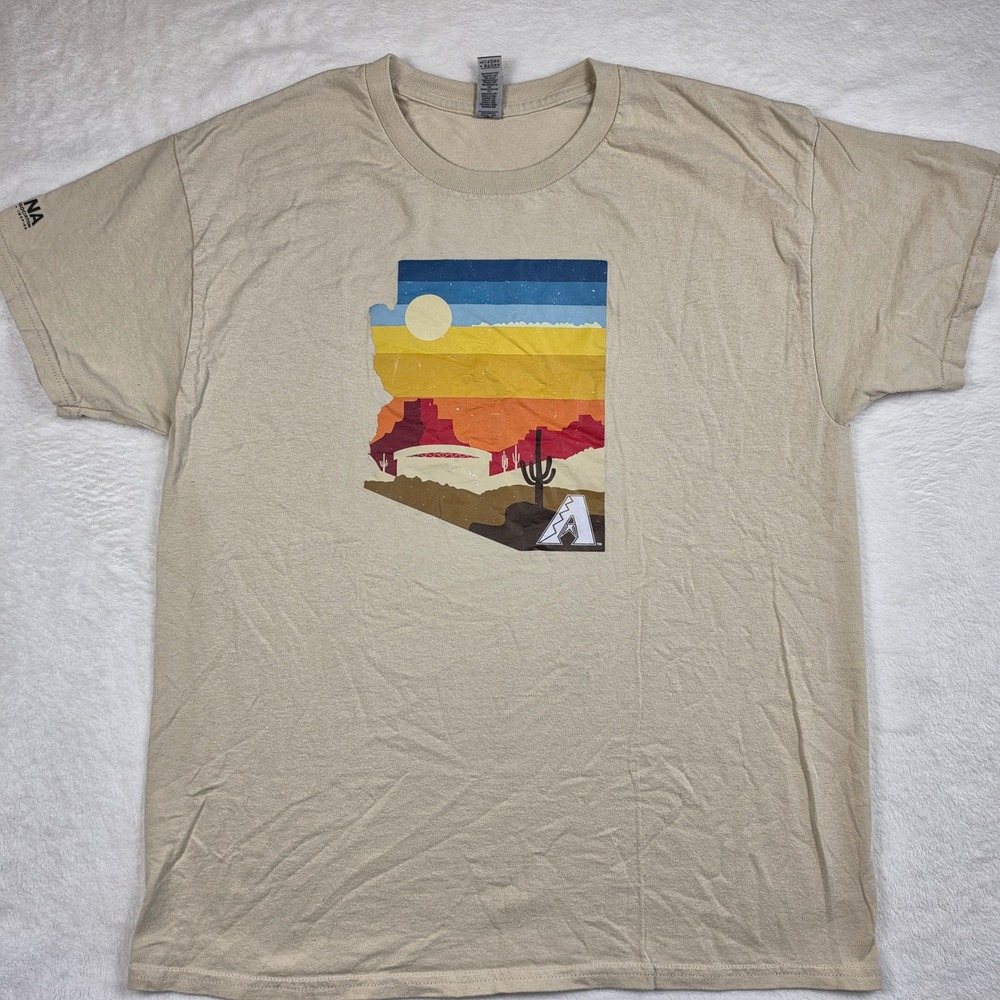 Arizona Diamondbacks T-Shirt Mens L Gildan Tan Excellent Desert Graphic Tee - Picture 2 of 7